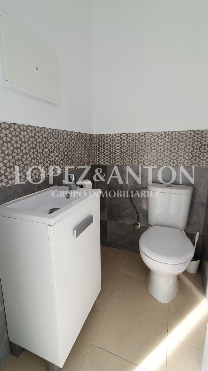 7 soveværelse Villa til salg i L'Eliana med swimmingpool garage - € 480.000 (Ref: 8537953)