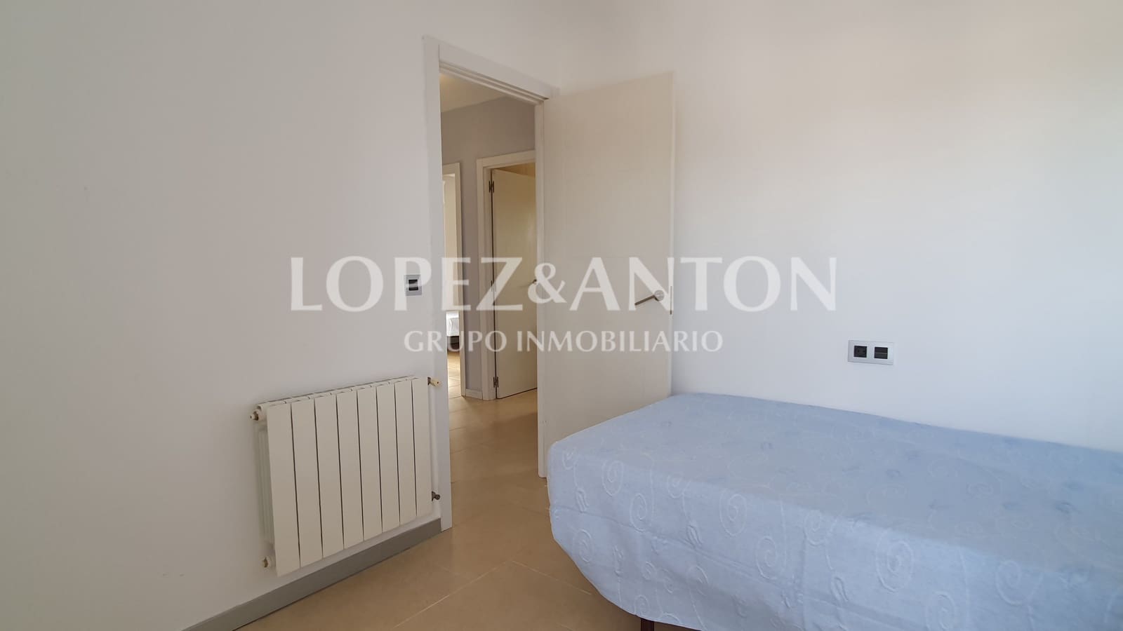 7 soveværelse Villa til salg i L'Eliana med swimmingpool garage - € 480.000 (Ref: 8537953)