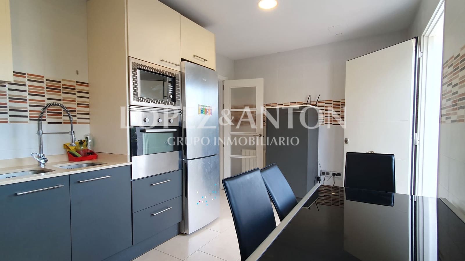 7 soveværelse Villa til salg i L'Eliana med swimmingpool garage - € 480.000 (Ref: 8537953)