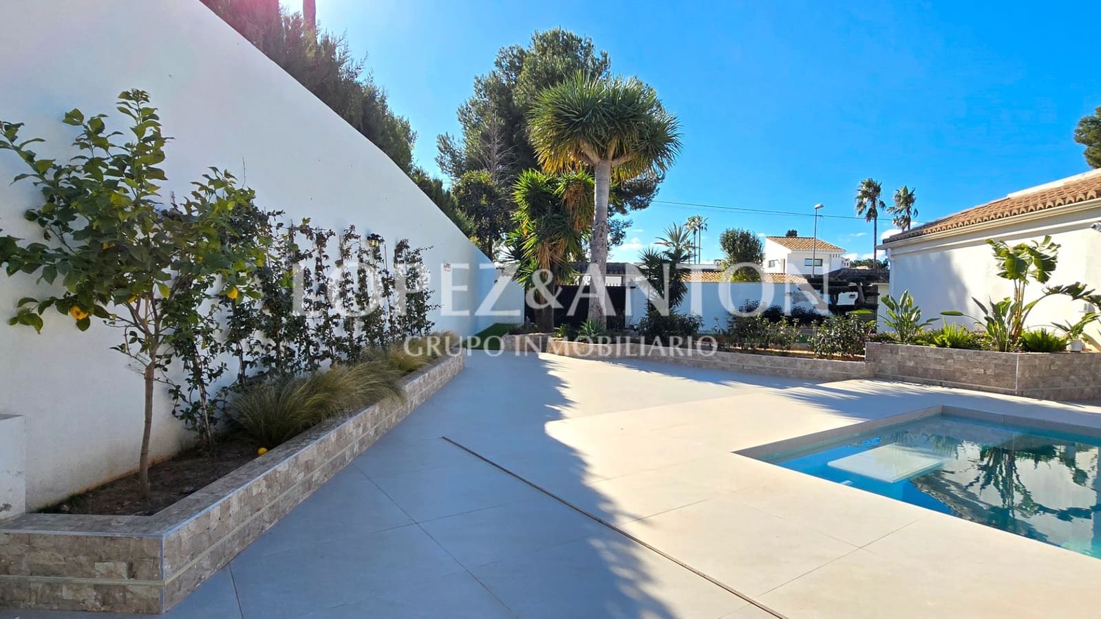 4 soverom Villa til salgs i L'Eliana med svømmebasseng garasje - € 1 200 000 (Ref: 8796366)