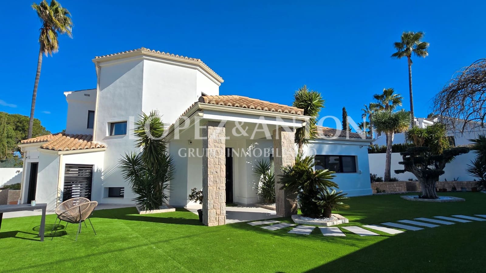 4 soverom Villa til salgs i L'Eliana med svømmebasseng garasje - € 1 200 000 (Ref: 8796366)