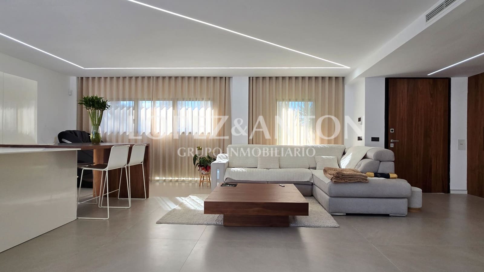 4 soverom Villa til salgs i L'Eliana med svømmebasseng garasje - € 1 200 000 (Ref: 8796366)