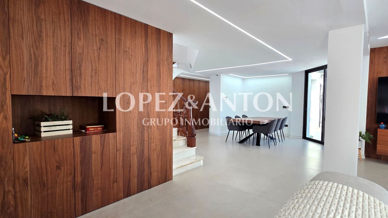 4 soverom Villa til salgs i L'Eliana med svømmebasseng garasje - € 1 200 000 (Ref: 8796366)