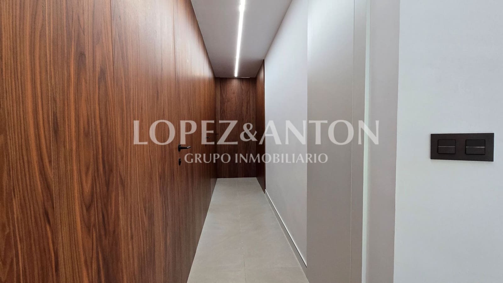 4 soverom Villa til salgs i L'Eliana med svømmebasseng garasje - € 1 200 000 (Ref: 8796366)