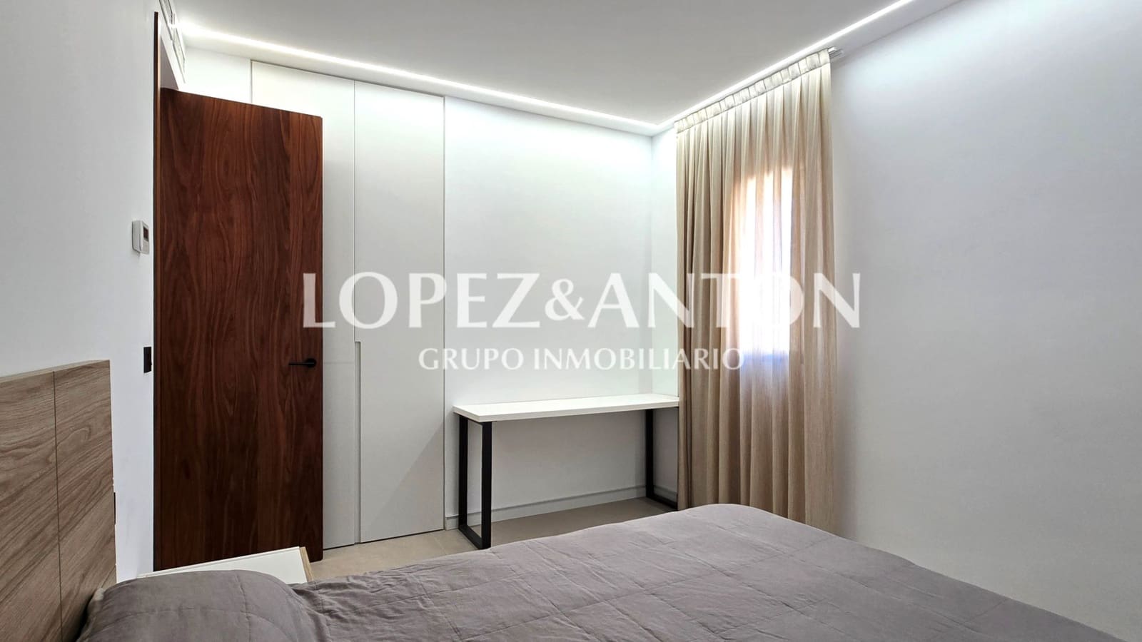 4 soverom Villa til salgs i L'Eliana med svømmebasseng garasje - € 1 200 000 (Ref: 8796366)