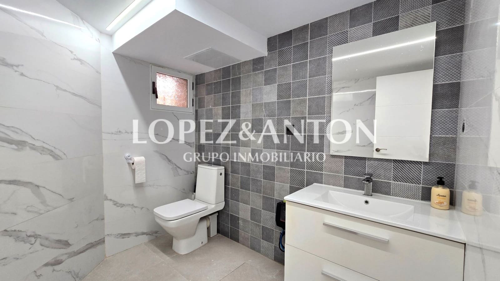 4 soverom Villa til salgs i L'Eliana med svømmebasseng garasje - € 1 200 000 (Ref: 8796366)