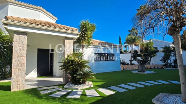 4 soverom Villa til salgs i L'Eliana med svømmebasseng garasje - € 1 200 000 (Ref: 8796366)