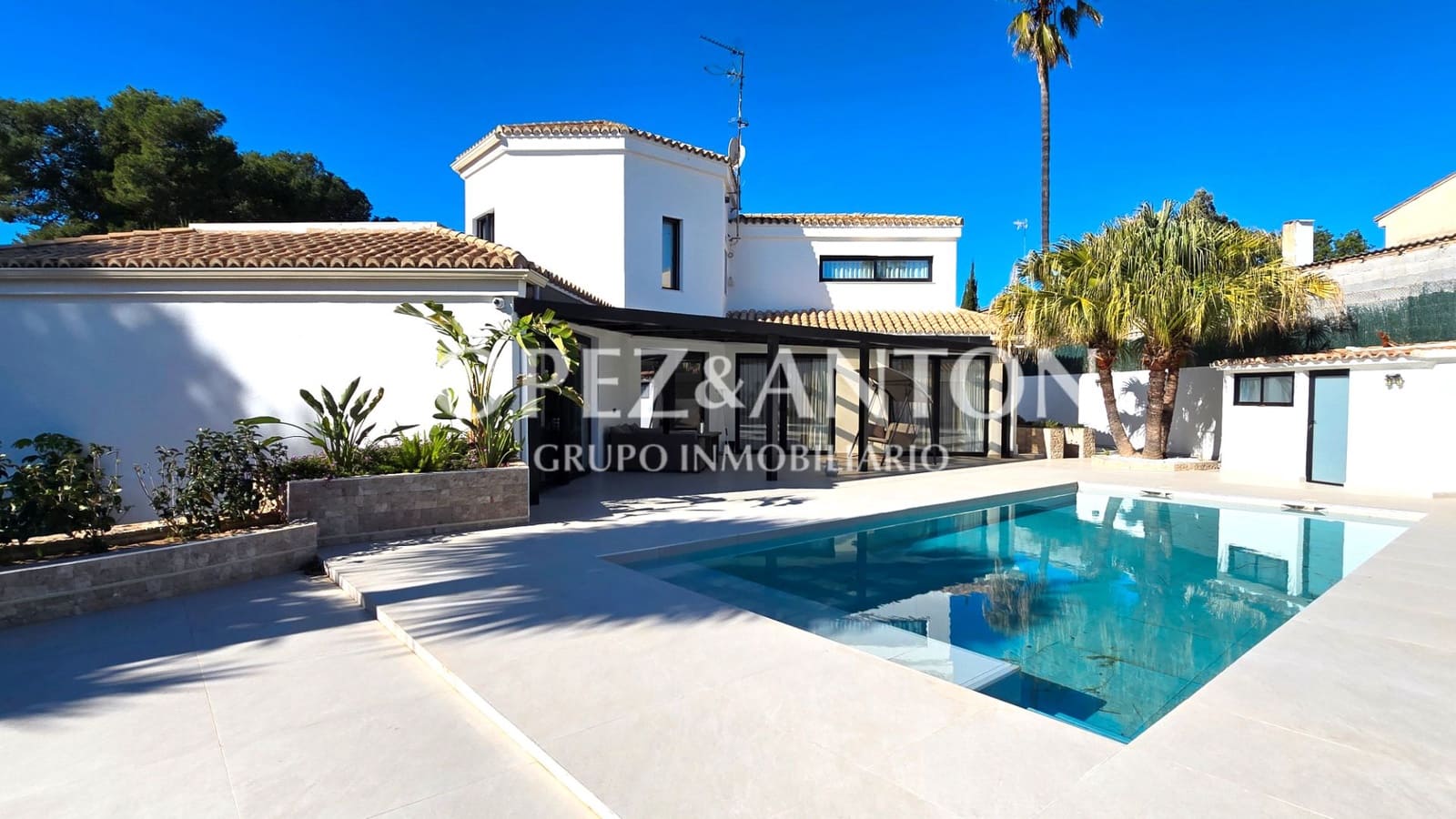 4 soverom Villa til salgs i L'Eliana med svømmebasseng garasje - € 1 200 000 (Ref: 8796366)