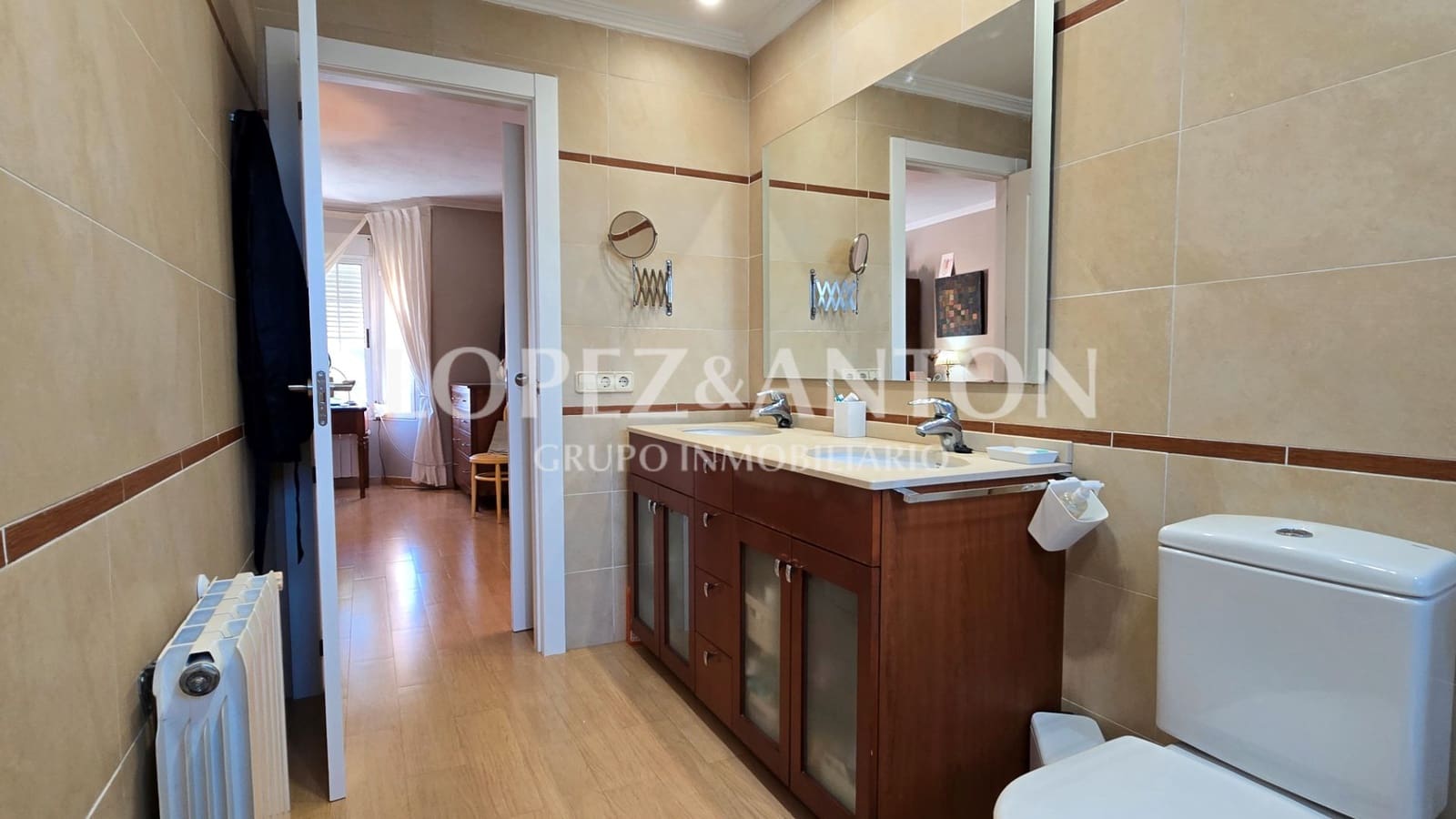 4 bedroom Villa for sale in L'Eliana with pool garage - € 675,000 (Ref: 8816774)