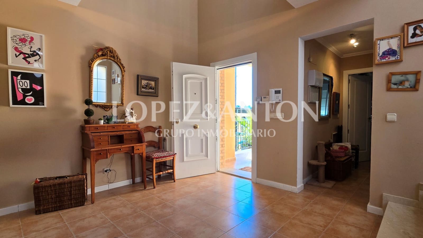 4 bedroom Villa for sale in L'Eliana with pool garage - € 675,000 (Ref: 8816774)