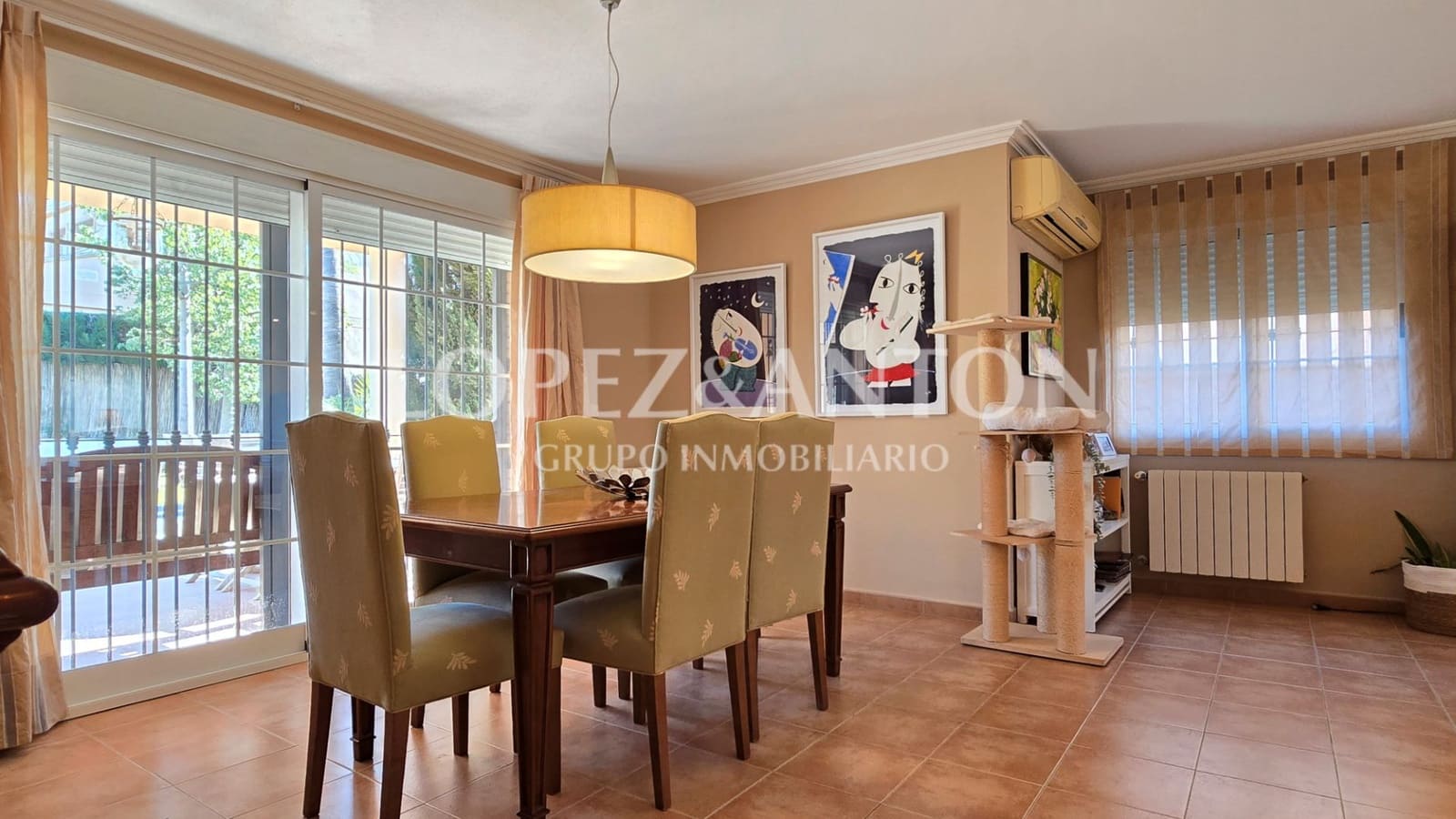 4 bedroom Villa for sale in L'Eliana with pool garage - € 675,000 (Ref: 8816774)