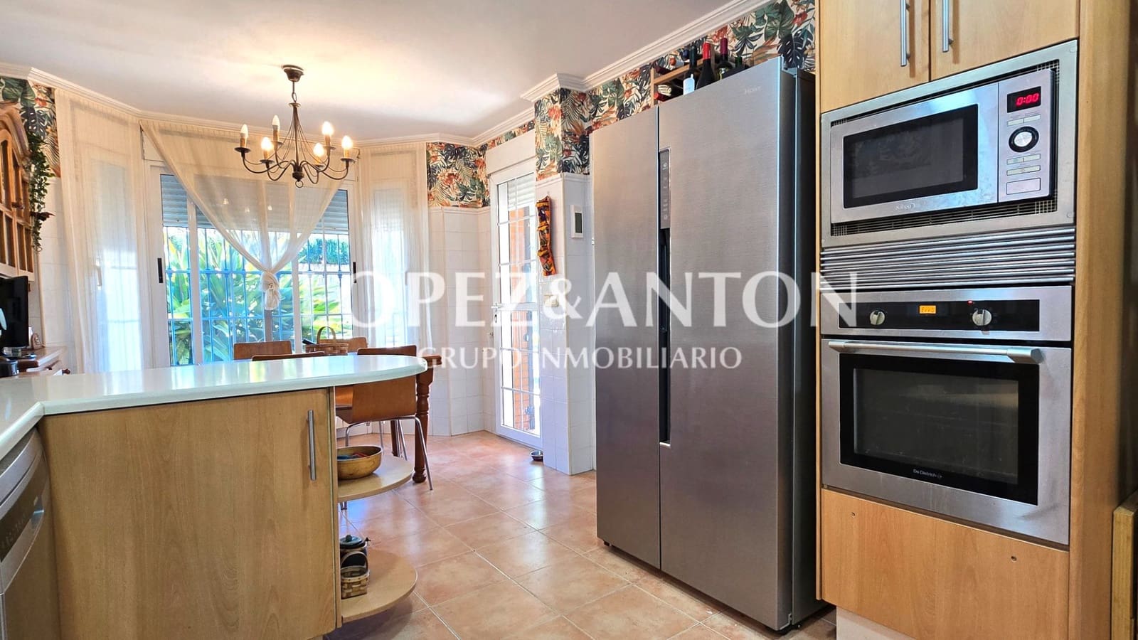 4 bedroom Villa for sale in L'Eliana with pool garage - € 675,000 (Ref: 8816774)