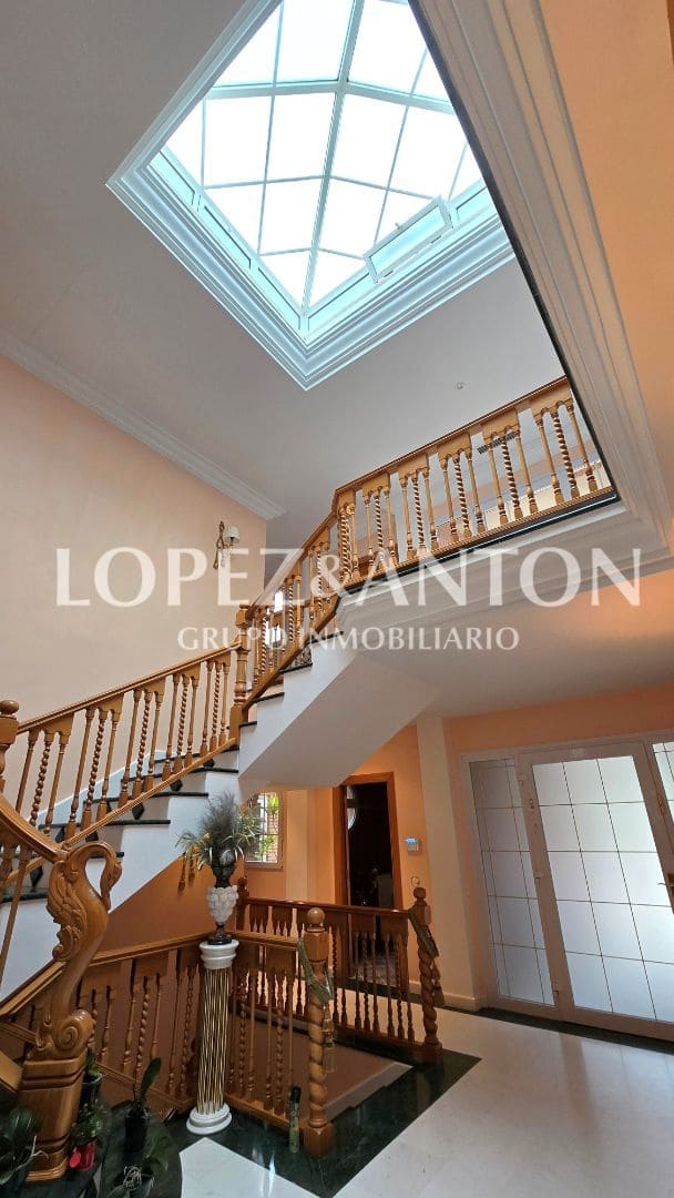 5 soveværelse Villa til salg i Benaguasil med swimmingpool garage - € 998.000 (Ref: 8881186)