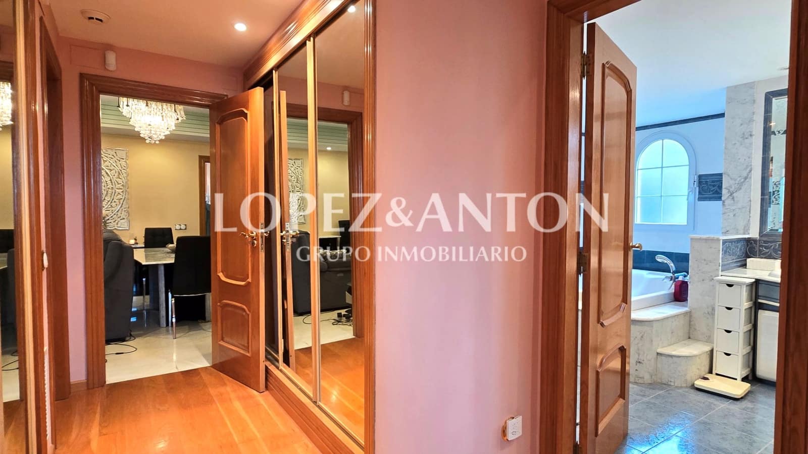 5 soveværelse Villa til salg i Benaguasil med swimmingpool garage - € 998.000 (Ref: 8881186)