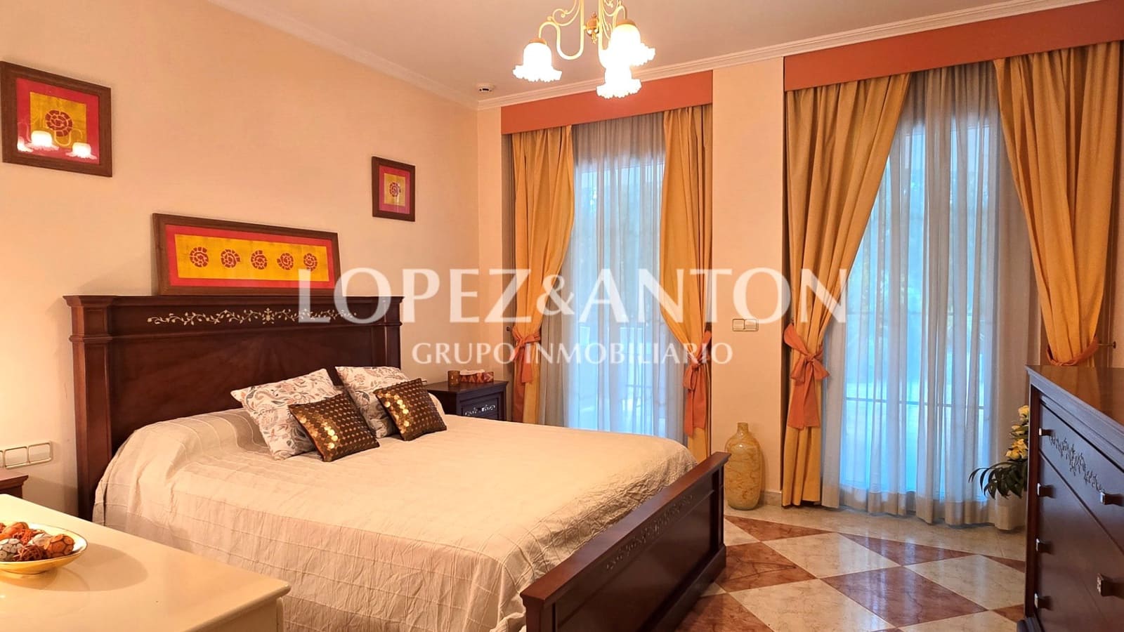 5 soveværelse Villa til salg i Benaguasil med swimmingpool garage - € 998.000 (Ref: 8881186)