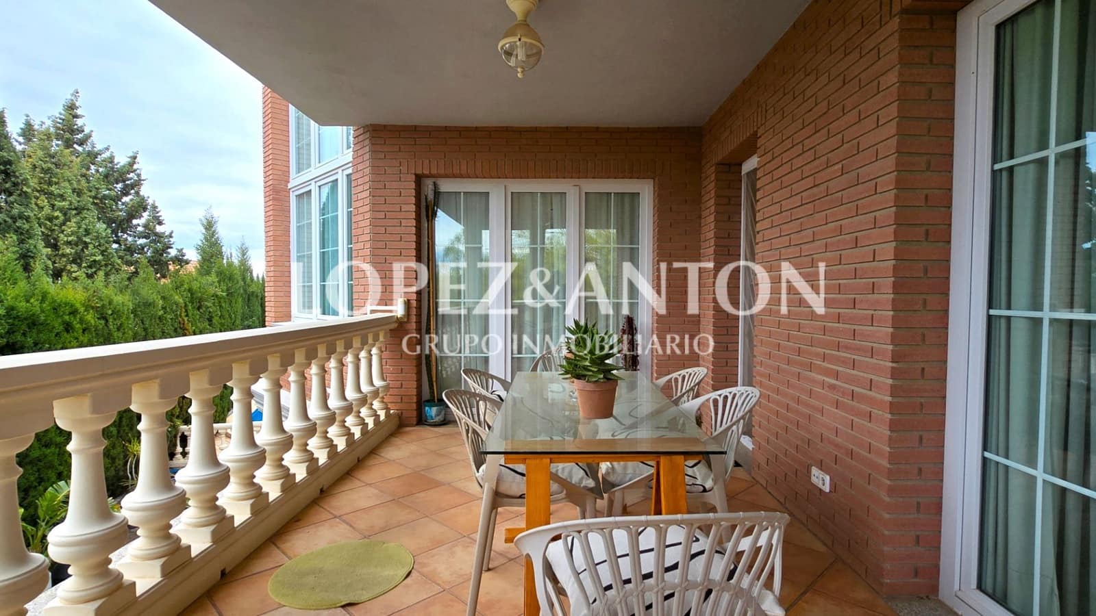 5 soveværelse Villa til salg i Benaguasil med swimmingpool garage - € 998.000 (Ref: 8881186)