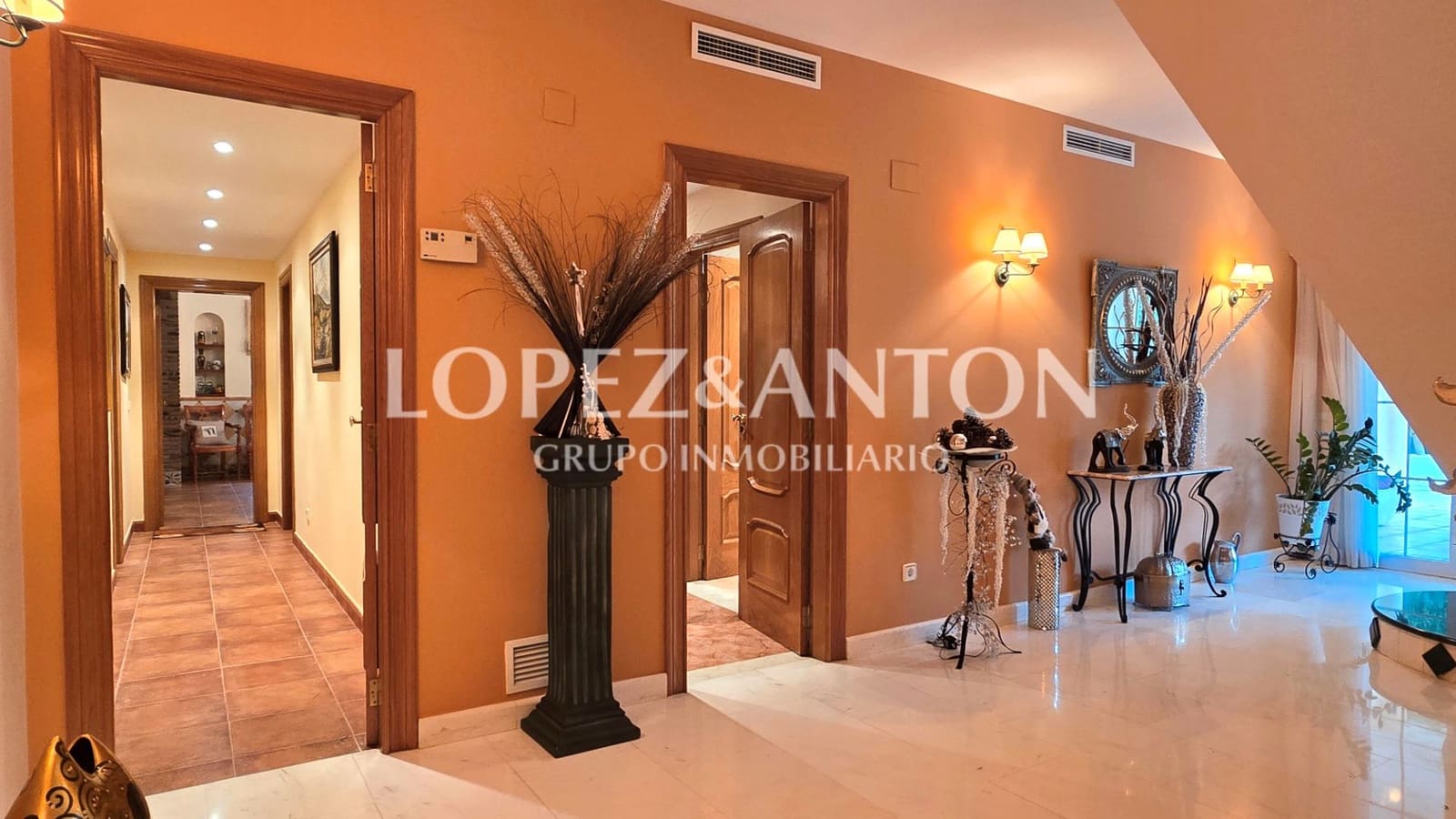 5 soveværelse Villa til salg i Benaguasil med swimmingpool garage - € 998.000 (Ref: 8881186)