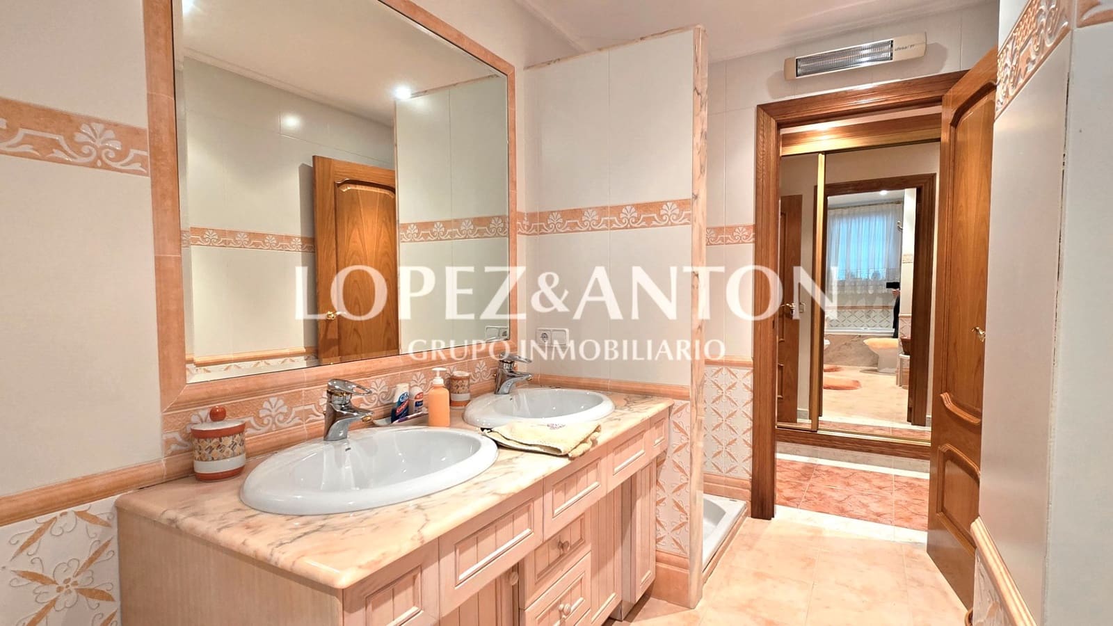 5 soveværelse Villa til salg i Benaguasil med swimmingpool garage - € 998.000 (Ref: 8881186)