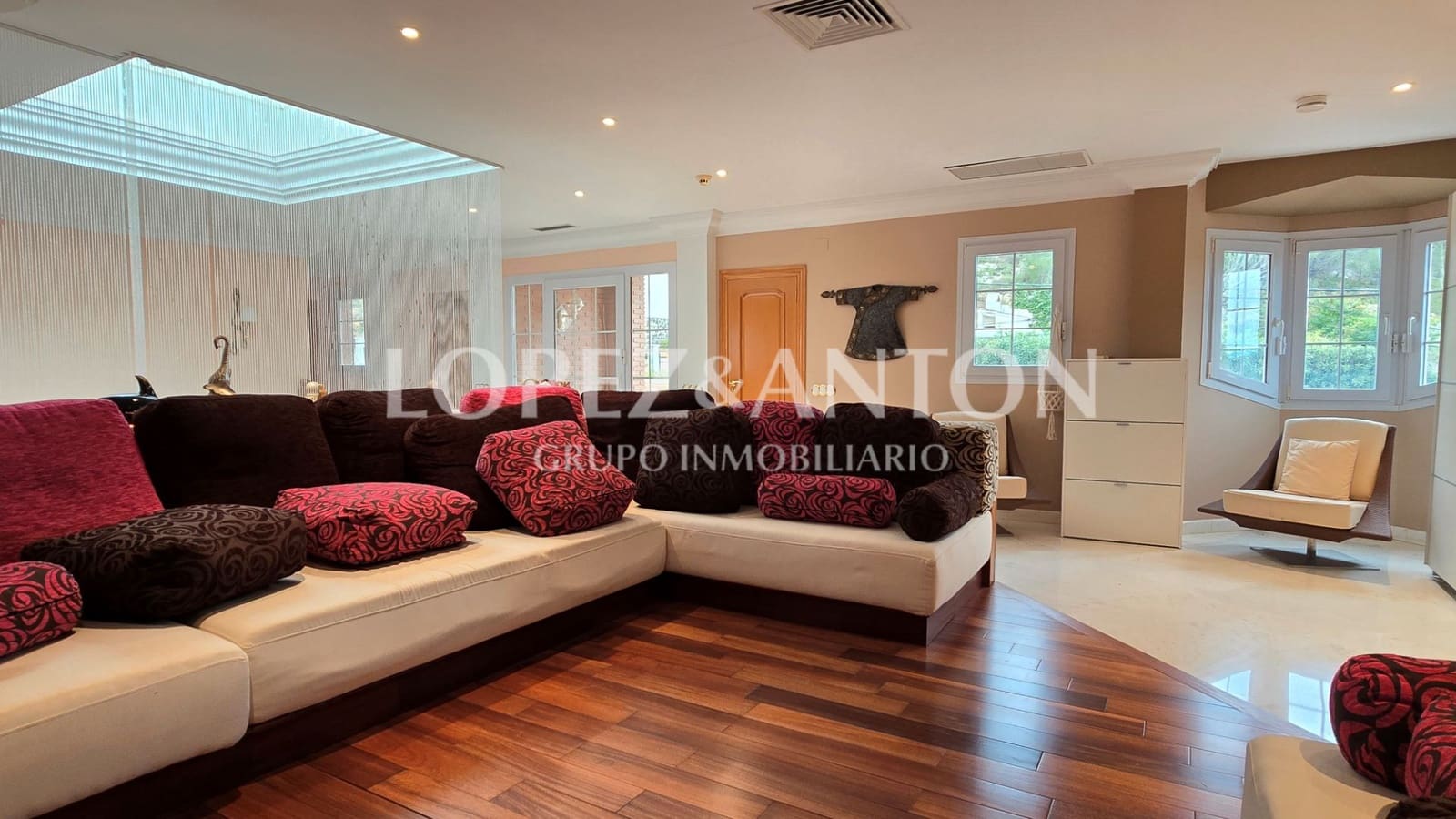 5 soveværelse Villa til salg i Benaguasil med swimmingpool garage - € 998.000 (Ref: 8881186)