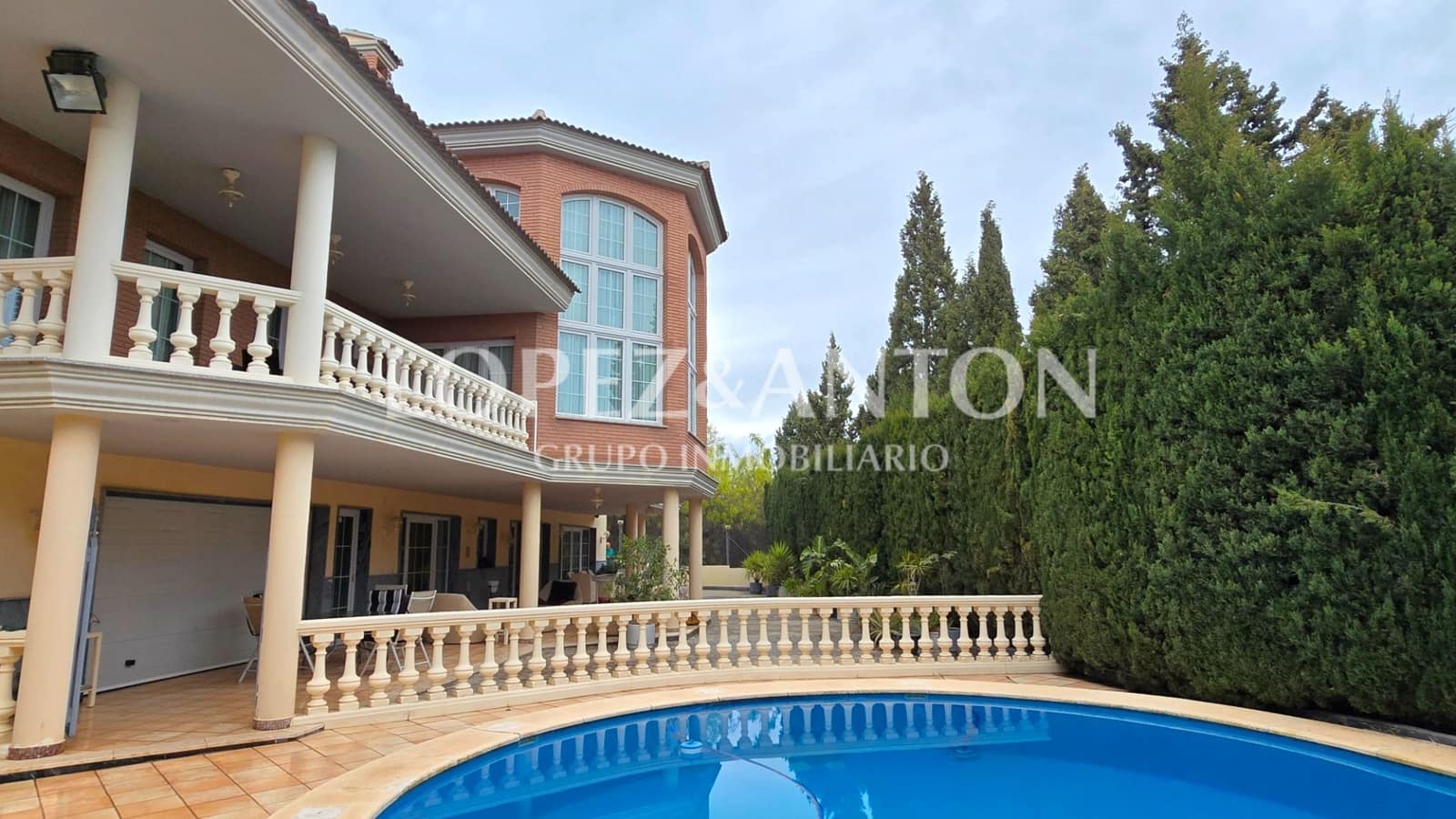 5 soveværelse Villa til salg i Benaguasil med swimmingpool garage - € 998.000 (Ref: 8881186)