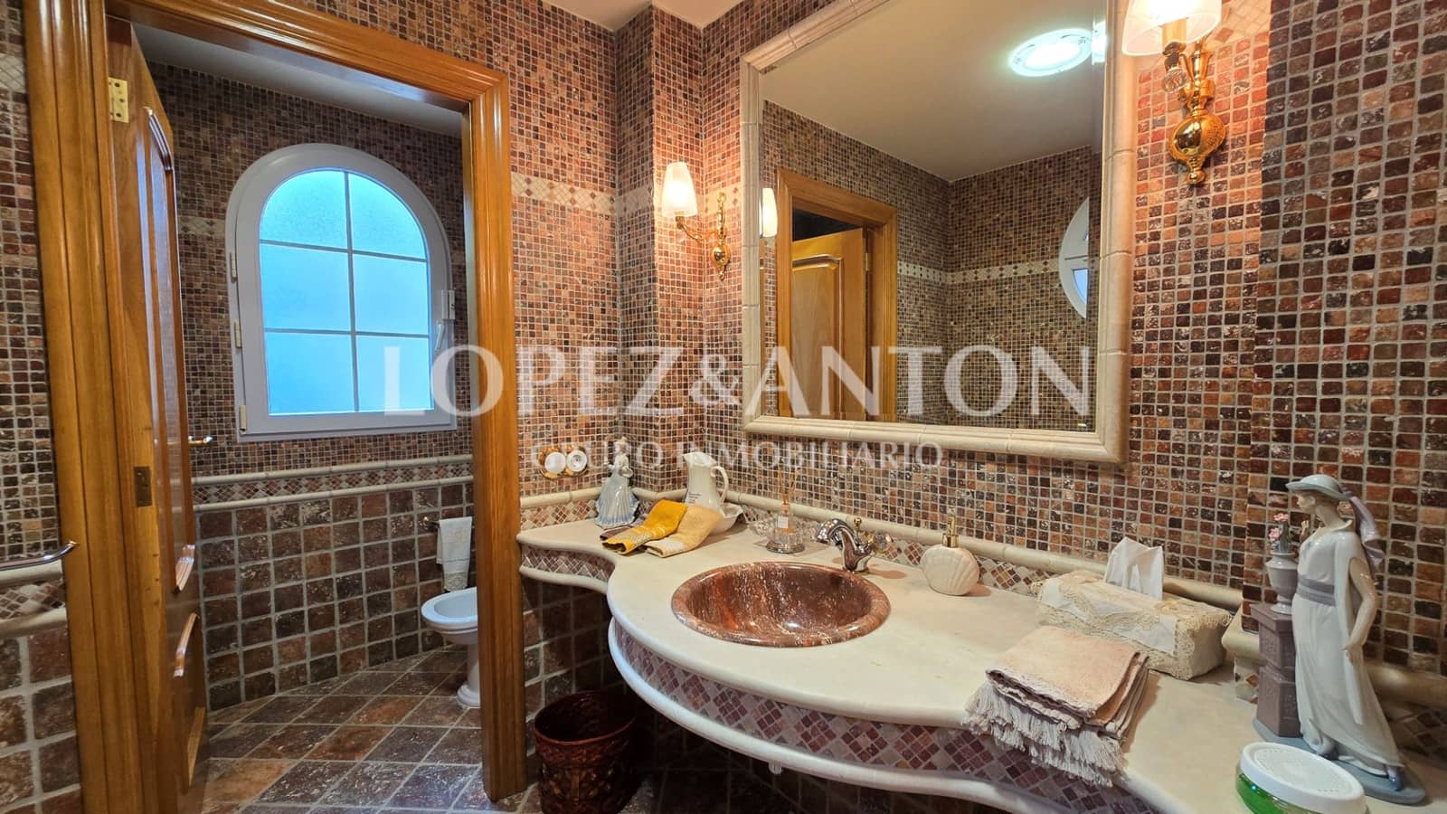 5 soveværelse Villa til salg i Benaguasil med swimmingpool garage - € 998.000 (Ref: 8881186)