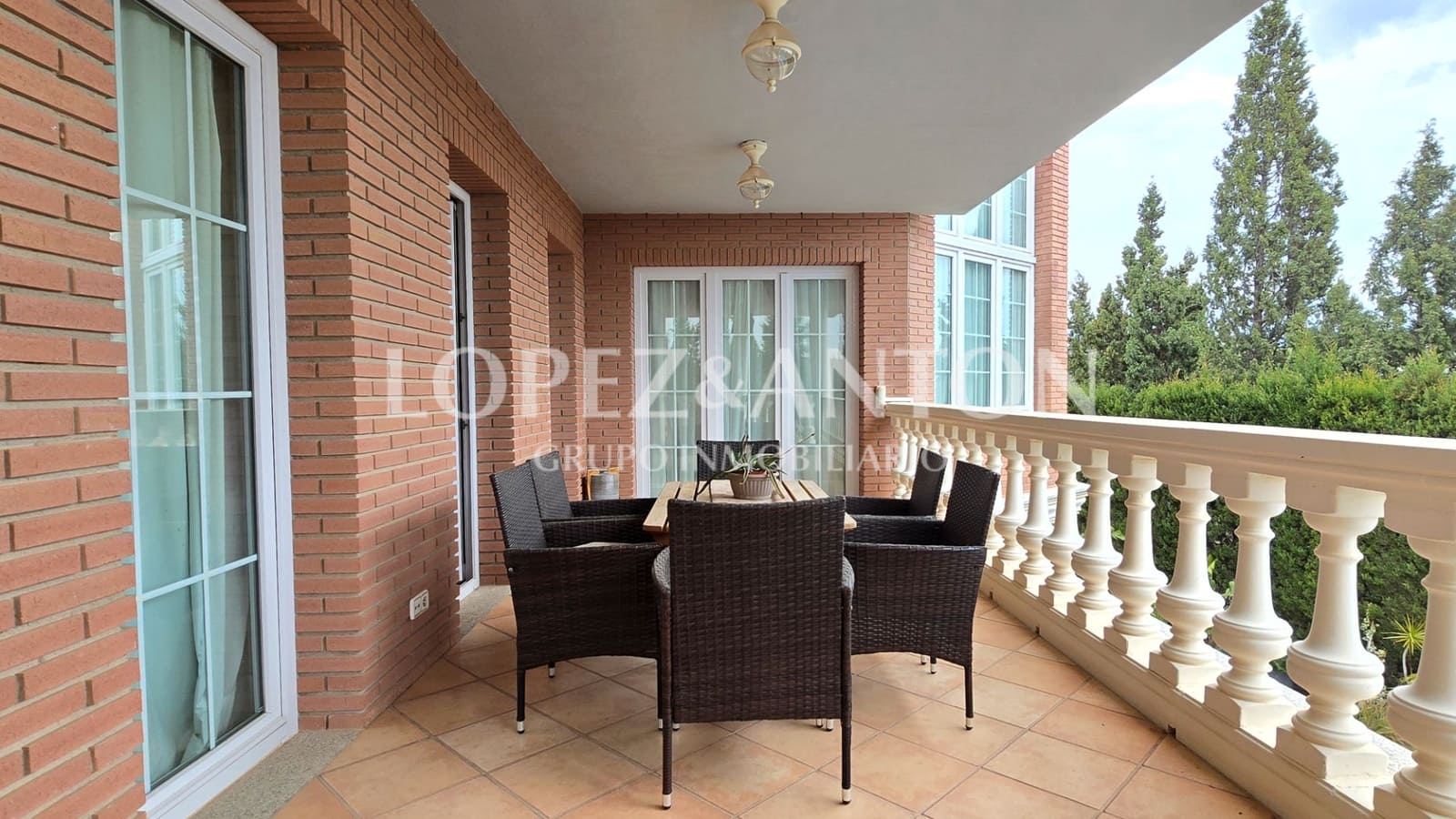 5 soveværelse Villa til salg i Benaguasil med swimmingpool garage - € 998.000 (Ref: 8881186)