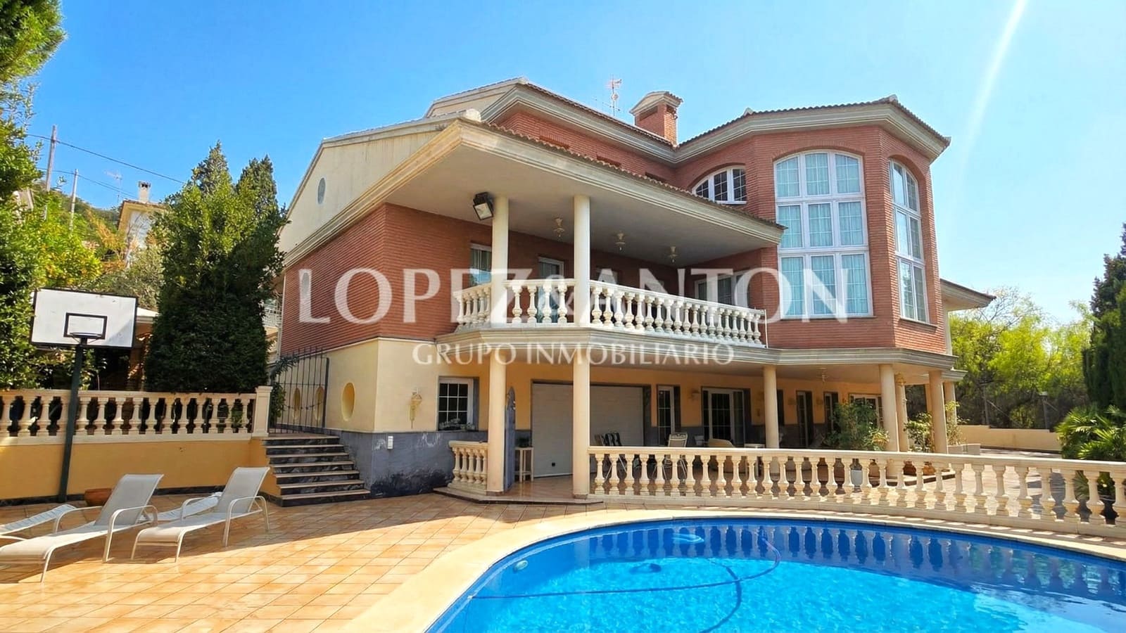 5 soveværelse Villa til salg i Benaguasil med swimmingpool garage - € 998.000 (Ref: 8881186)