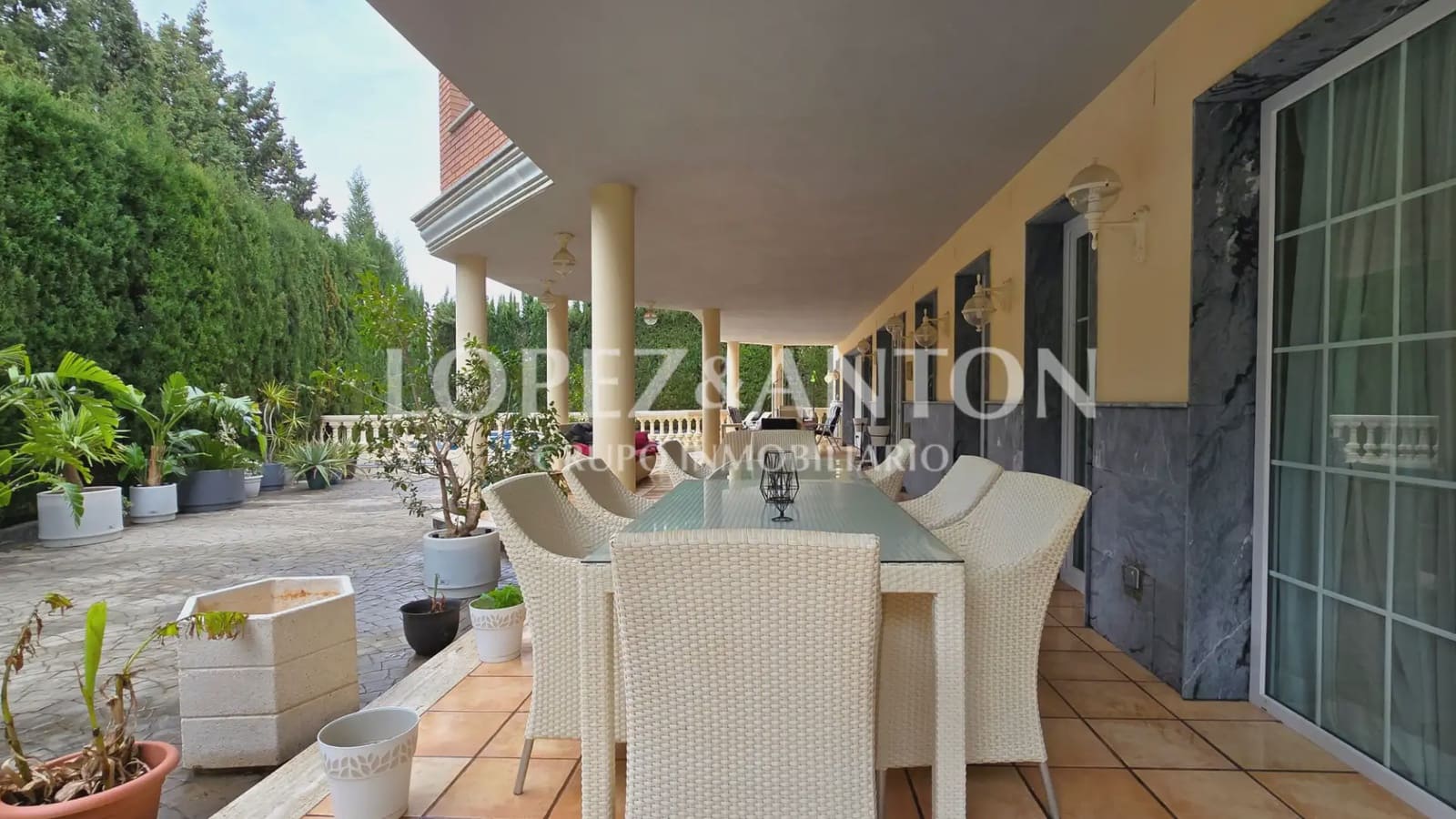 5 soverom Villa til salgs i Benaguasil med svømmebasseng garasje - € 998 000 (Ref: 8881186)