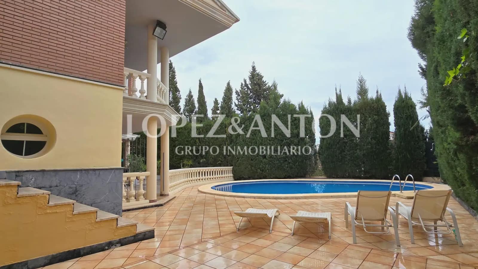 5 soverom Villa til salgs i Benaguasil med svømmebasseng garasje - € 998 000 (Ref: 8881186)