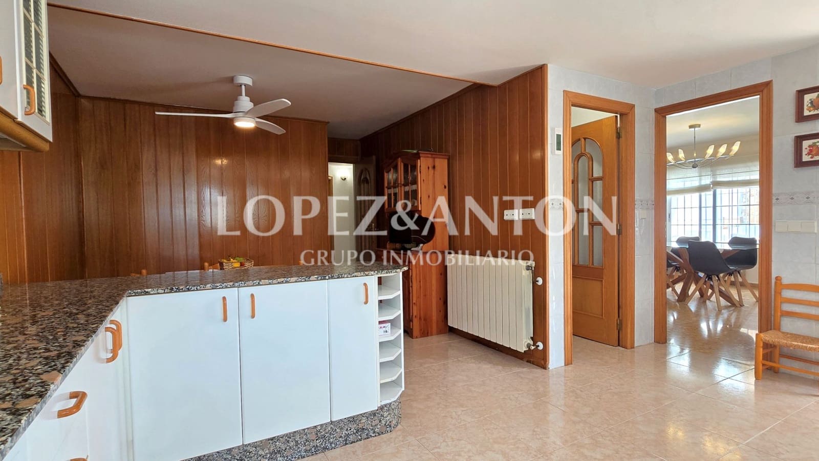 6 soveværelse Villa til salg i L'Eliana med swimmingpool garage - € 695.000 (Ref: 9022361)