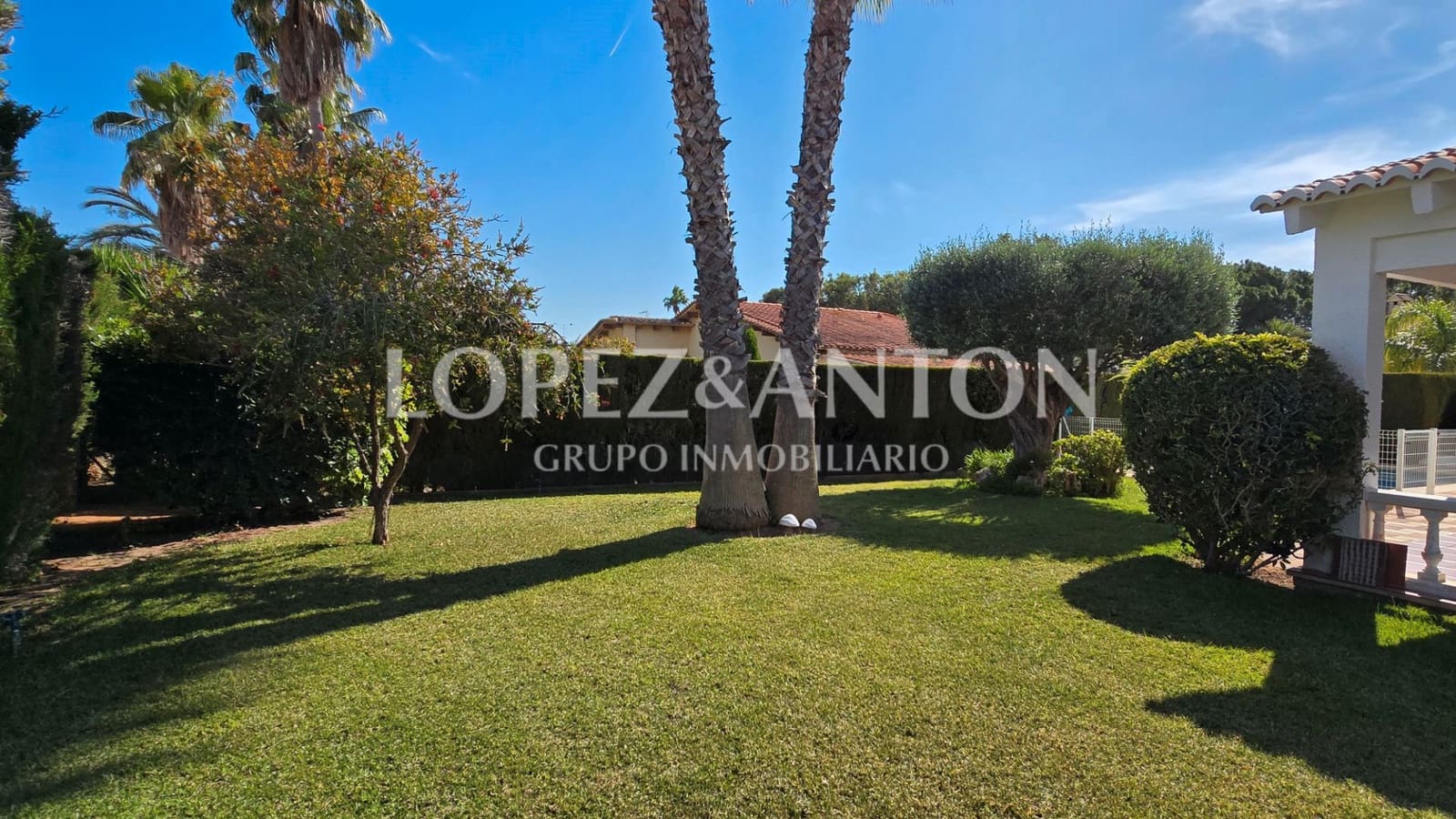 6 soveværelse Villa til salg i L'Eliana med swimmingpool garage - € 695.000 (Ref: 9022361)