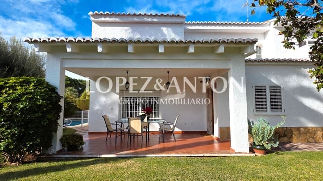 6 slaapkamer Villa te koop in L'Eliana met zwembad garage - € 695.000 (Ref: 9022361)