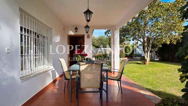 6 slaapkamer Villa te koop in L'Eliana met zwembad garage - € 695.000 (Ref: 9022361)