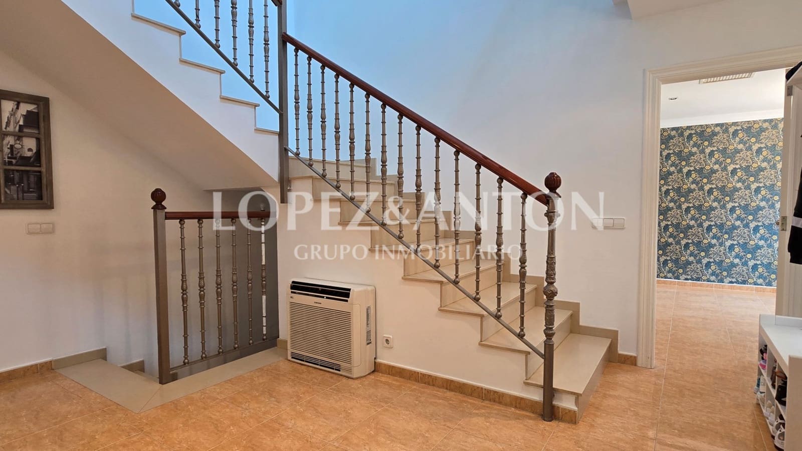 4 soverom Villa til salgs i L'Eliana med svømmebasseng garasje - € 699 000 (Ref: 9061930)