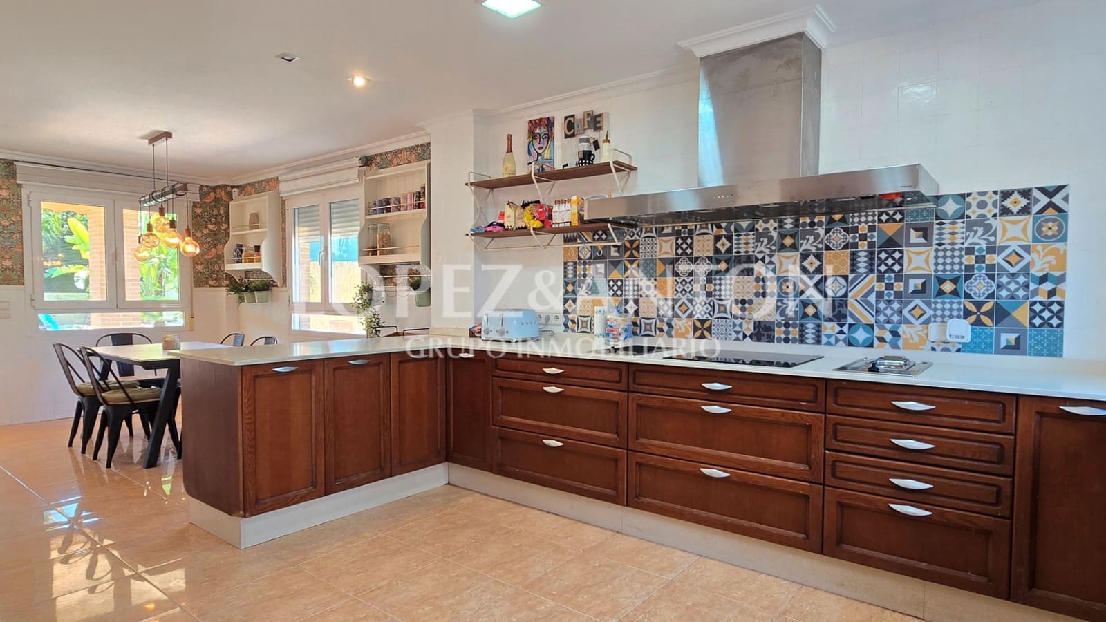 4 soverom Villa til salgs i L'Eliana med svømmebasseng garasje - € 699 000 (Ref: 9061930)