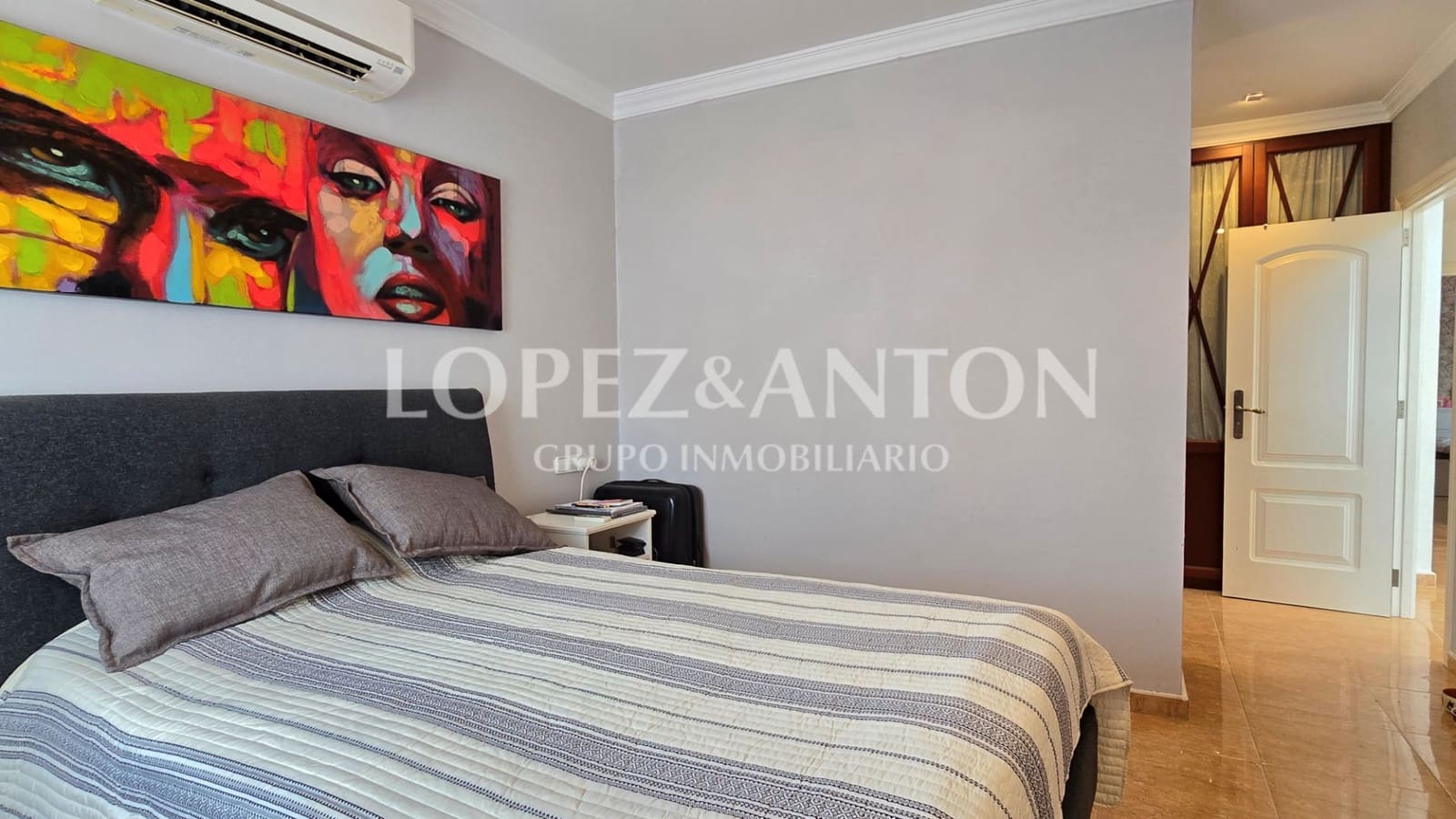 4 soverom Villa til salgs i L'Eliana med svømmebasseng garasje - € 699 000 (Ref: 9061930)