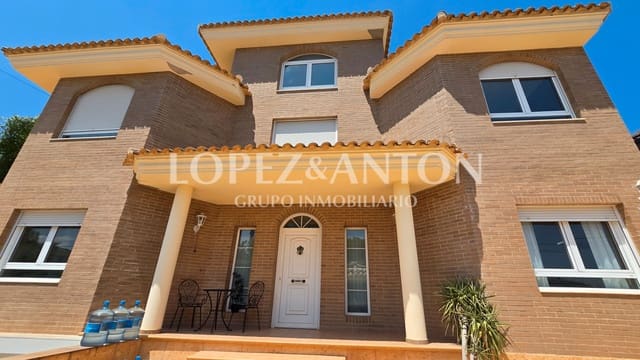 4 sypialnia Willa na sprzedaż w L'Eliana z basenem garażem - 699 000 € (Ref: 9061930)