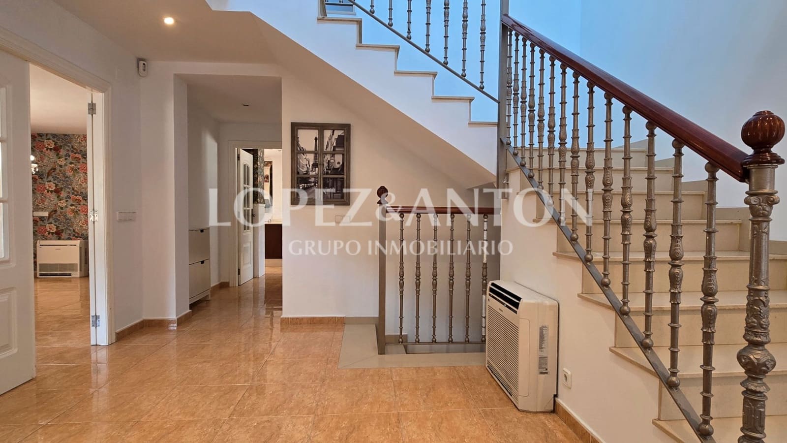 4 soverom Villa til salgs i L'Eliana med svømmebasseng garasje - € 699 000 (Ref: 9061930)