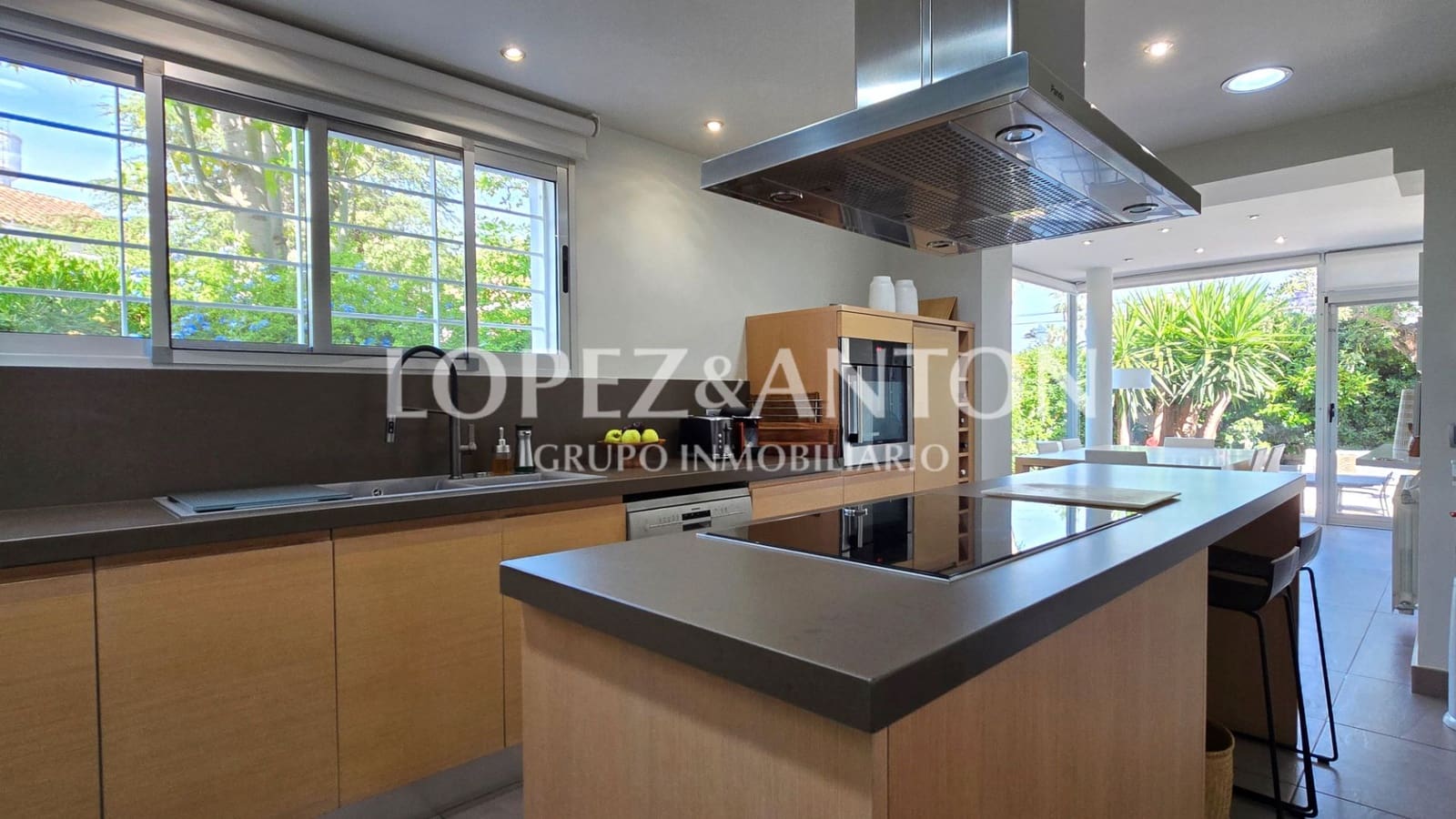 4 camera da letto Villa in vendita in L'Eliana con piscina garage - 1.200.000 € (Rif: 9070353)