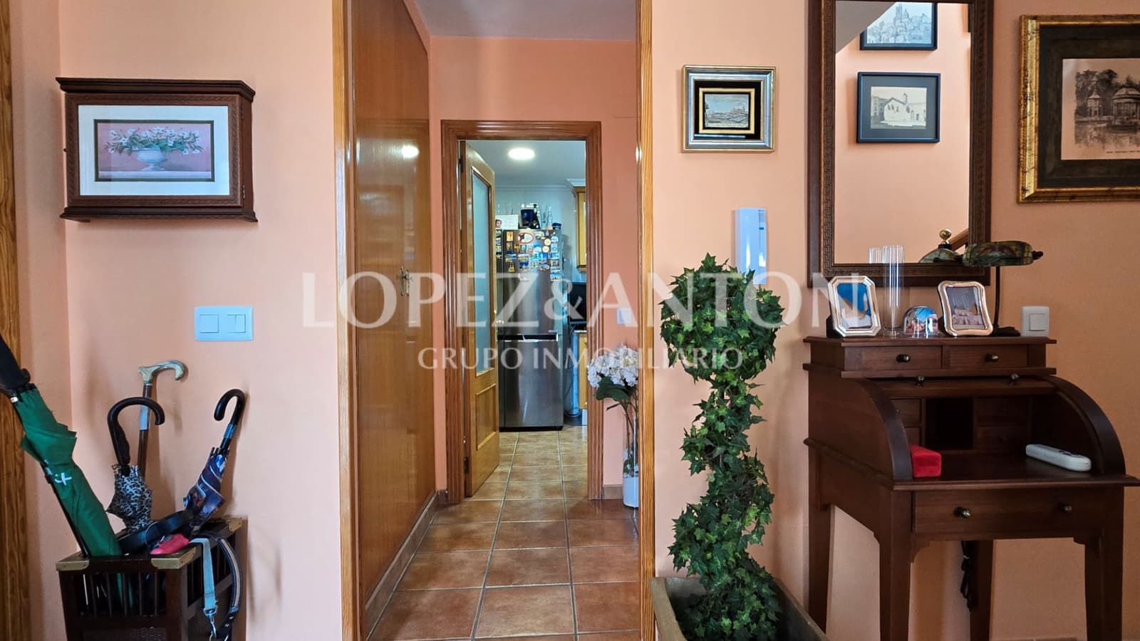 4 soverom Villa til salgs i L'Eliana med svømmebasseng garasje - € 560 000 (Ref: 9135174)