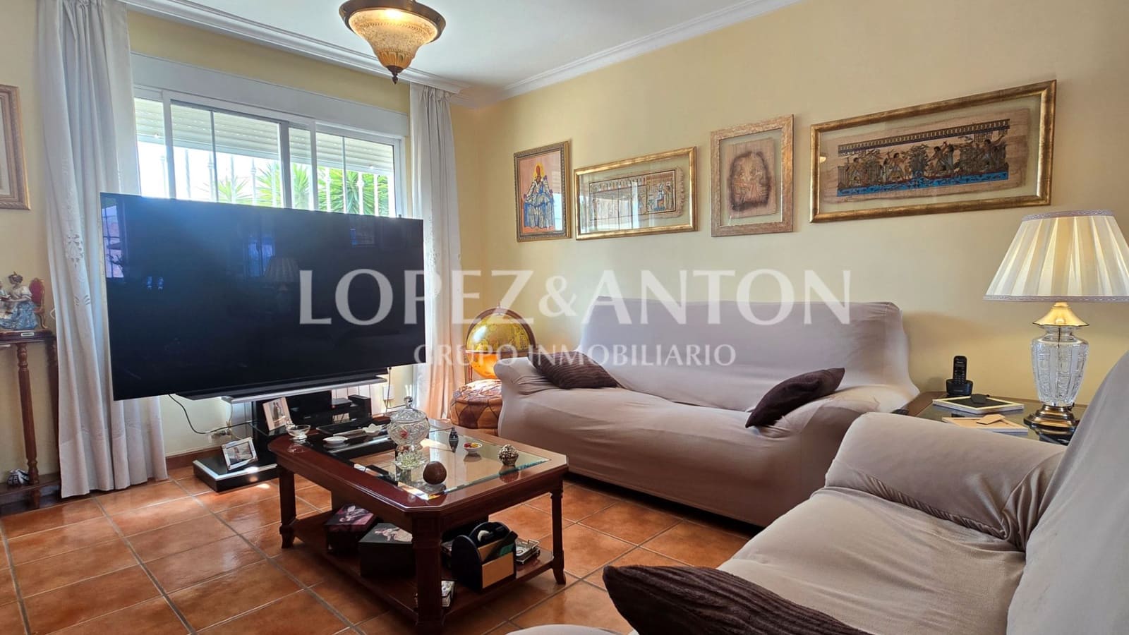 4 soverom Villa til salgs i L'Eliana med svømmebasseng garasje - € 560 000 (Ref: 9135174)