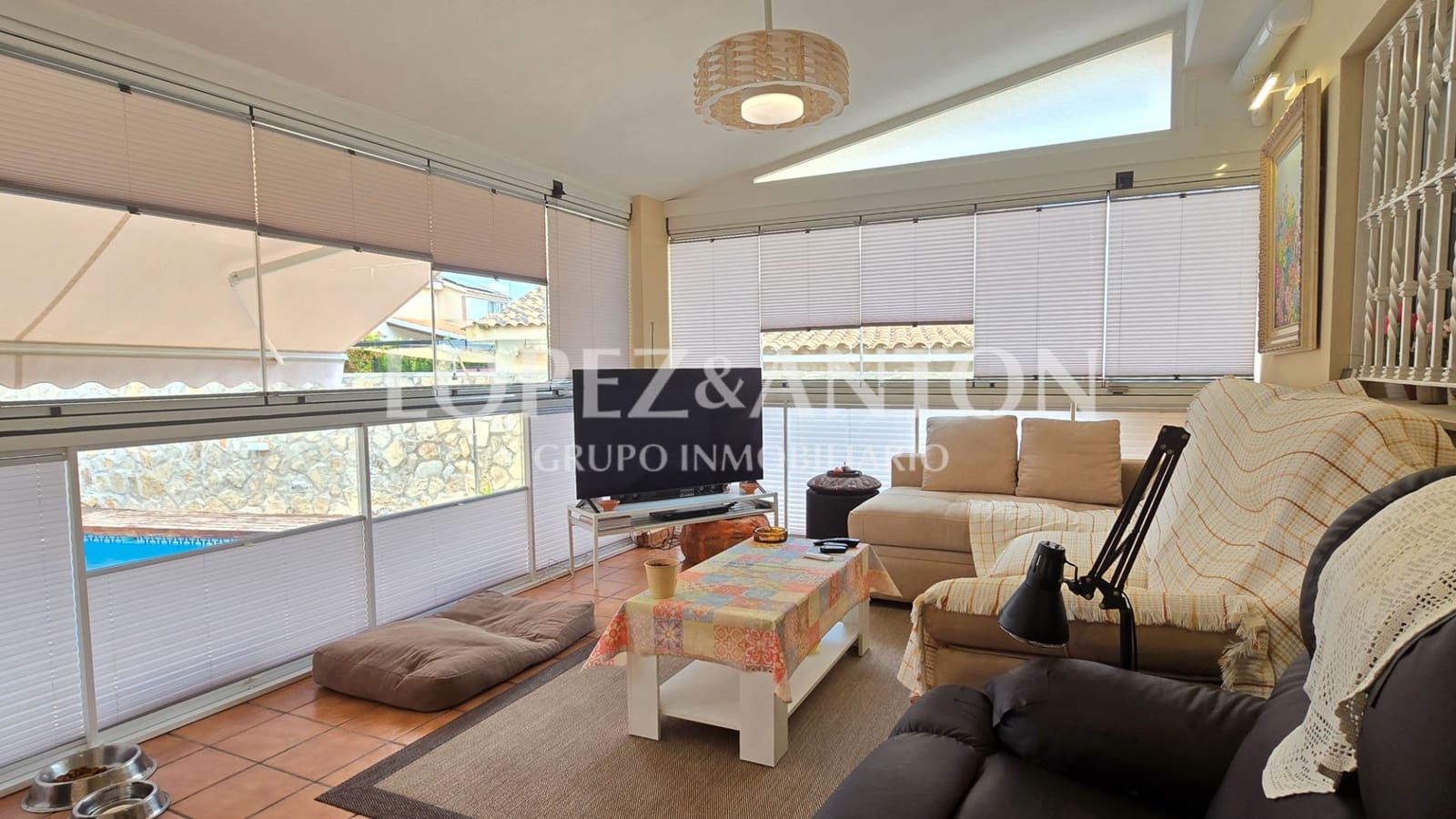 4 soverom Villa til salgs i L'Eliana med svømmebasseng garasje - € 560 000 (Ref: 9135174)