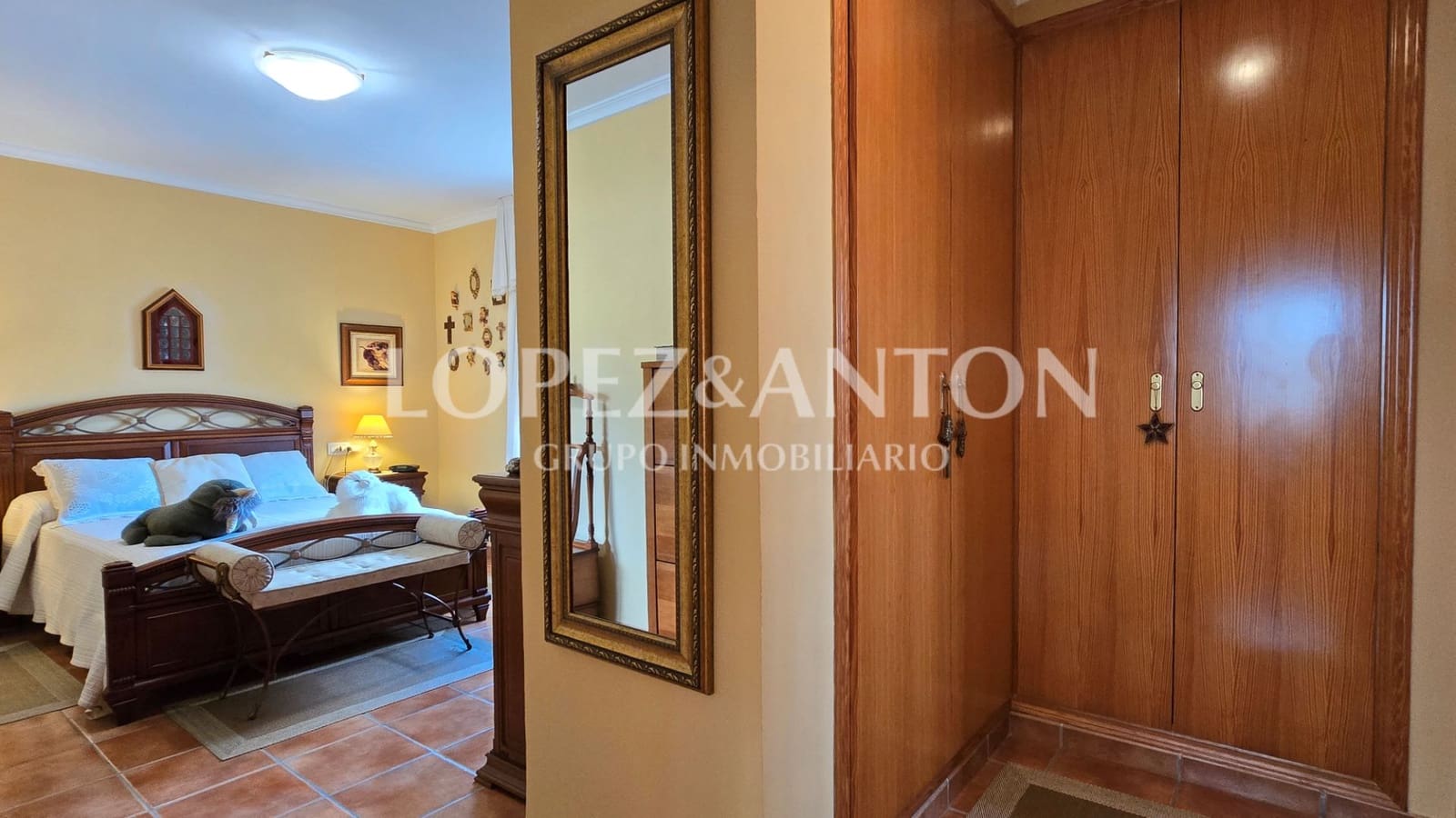 4 soverom Villa til salgs i L'Eliana med svømmebasseng garasje - € 560 000 (Ref: 9135174)