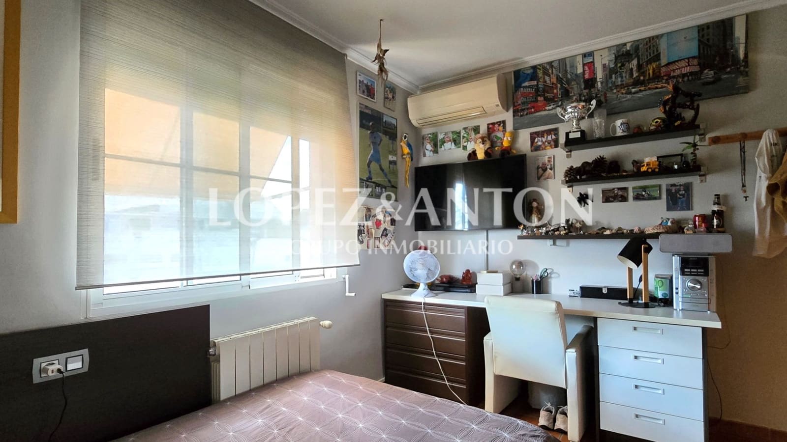 4 soverom Villa til salgs i L'Eliana med svømmebasseng garasje - € 560 000 (Ref: 9135174)