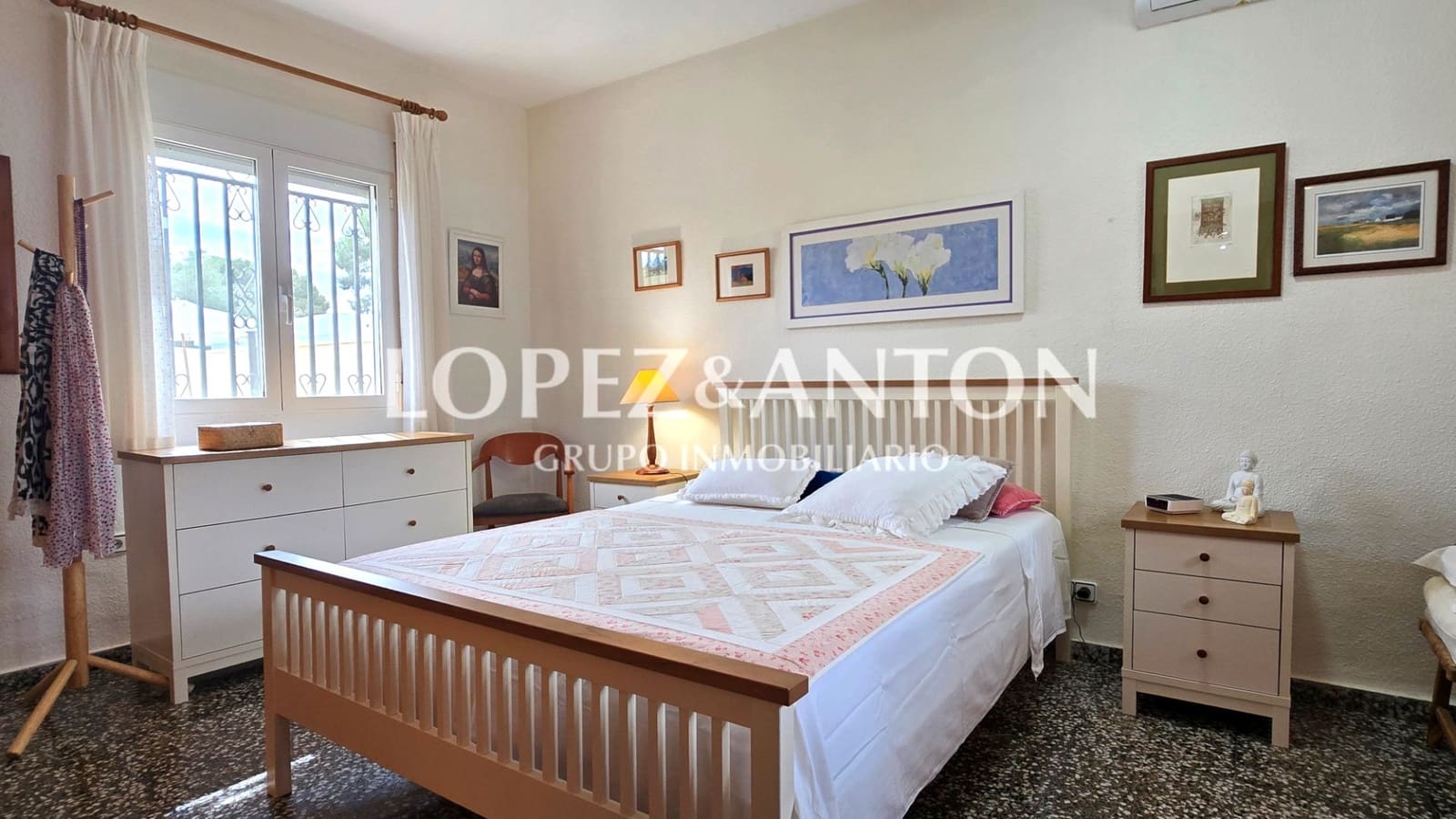 4 soveværelse Villa til salg i L'Eliana med swimmingpool garage - € 575.000 (Ref: 9151634)