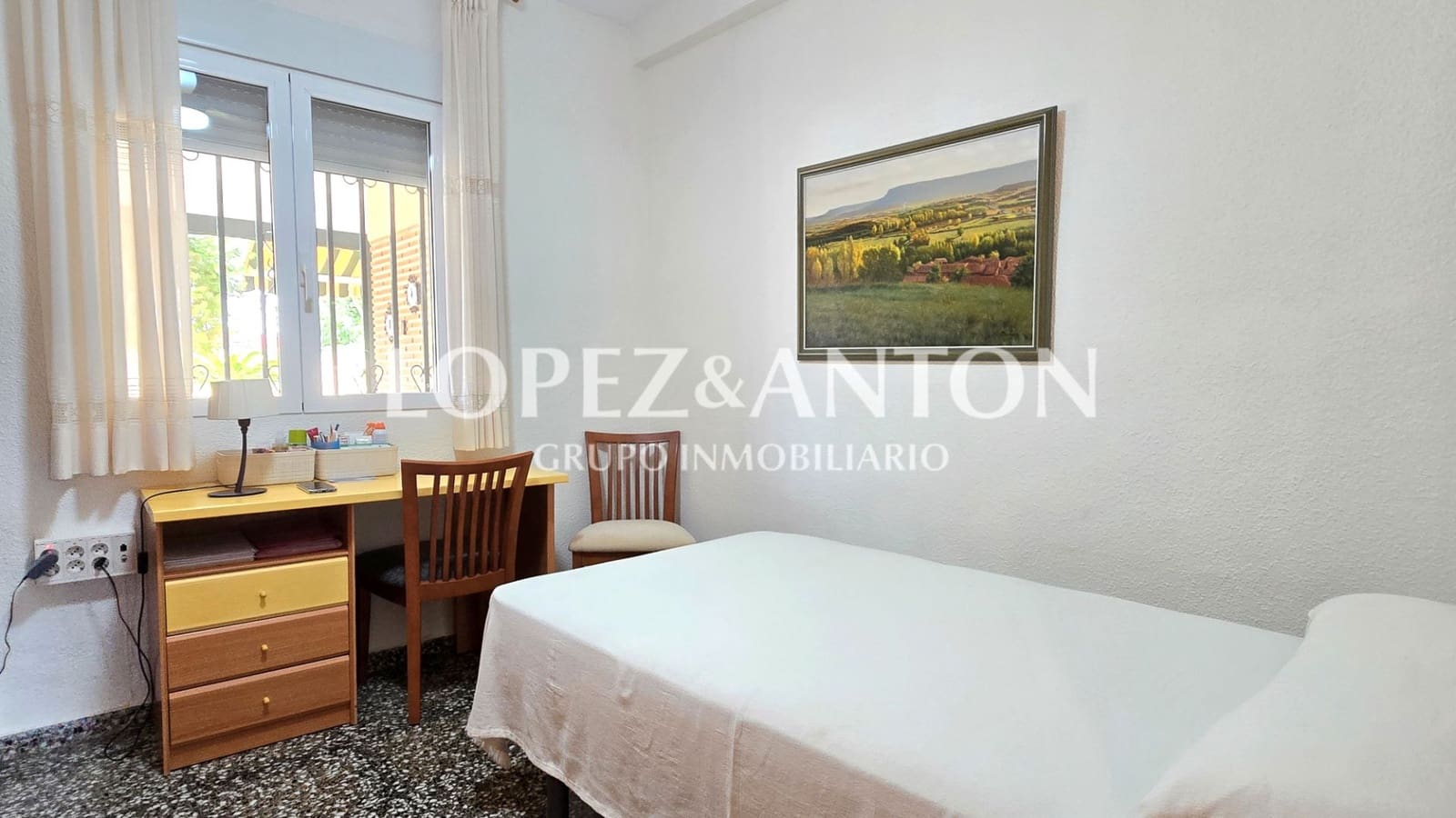 4 soveværelse Villa til salg i L'Eliana med swimmingpool garage - € 575.000 (Ref: 9151634)