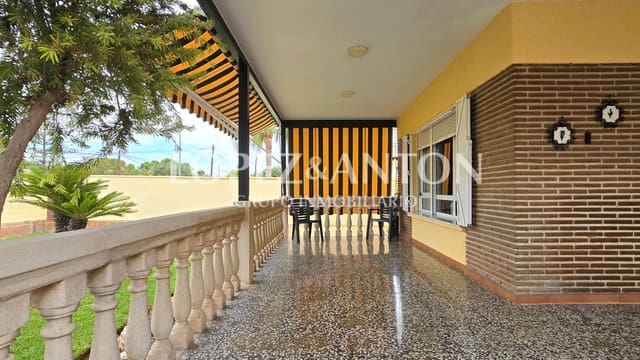 4 soverom Villa til salgs i L'Eliana med svømmebasseng garasje - € 575 000 (Ref: 9151634)