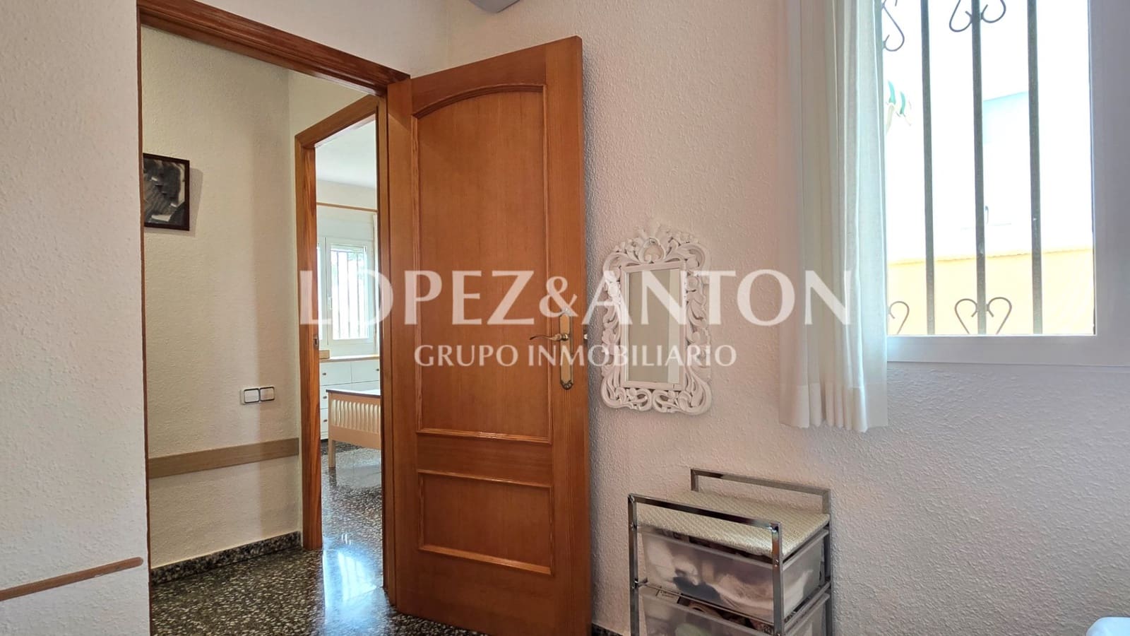 4 soveværelse Villa til salg i L'Eliana med swimmingpool garage - € 575.000 (Ref: 9151634)