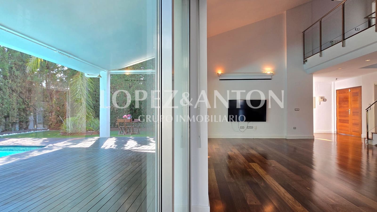 6 soveværelse Villa til salg i Paterna med swimmingpool garage - € 1.000.000 (Ref: 9164045)