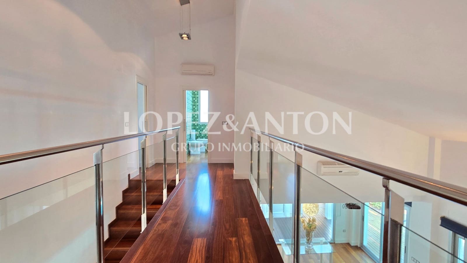 6 soveværelse Villa til salg i Paterna med swimmingpool garage - € 1.000.000 (Ref: 9164045)